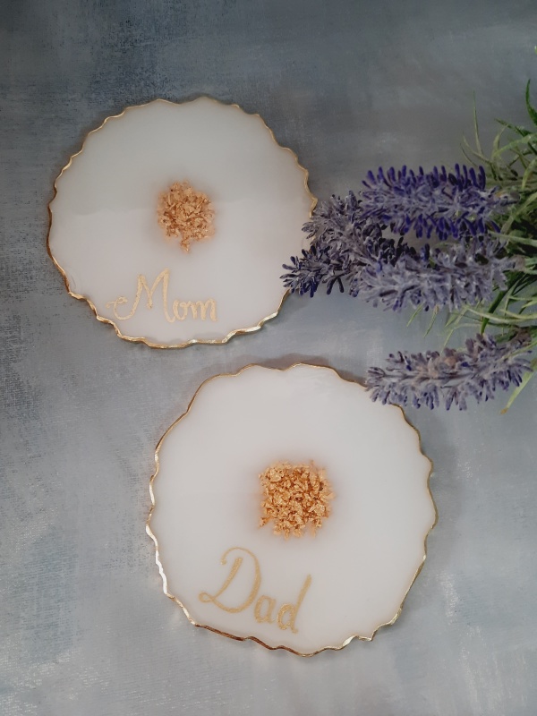 White Mom and Dad - 2 pieces Resin Coasters