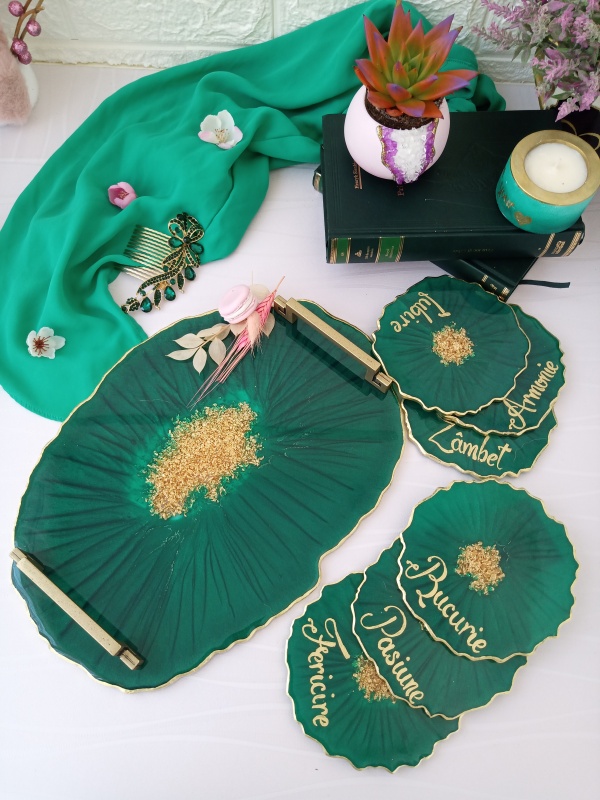 Emerald - Oval Tray and 6 Resin Coasters