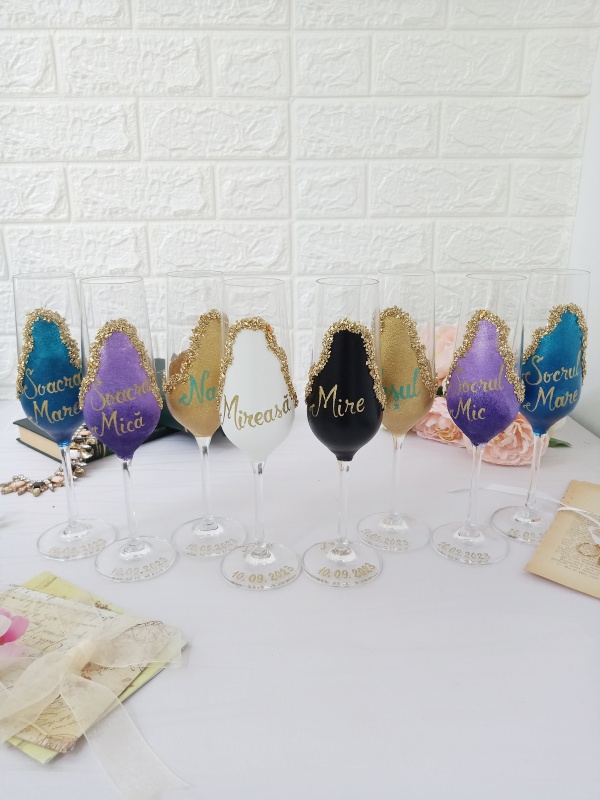 Set 8 pahare personalizate pentru nunta – miri, nași sau părinți
