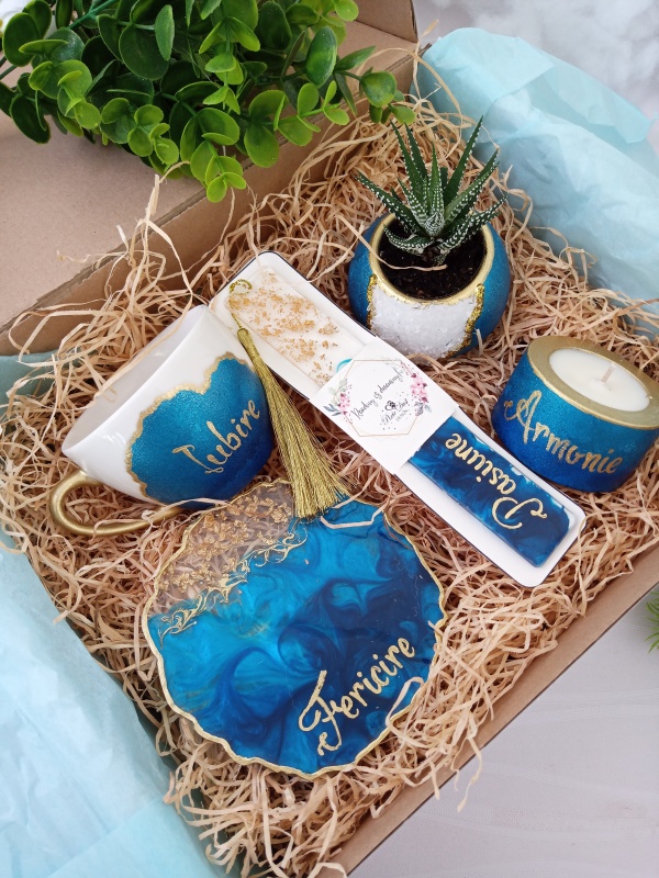 Electric Blue - Giftbox / Cutie Cadou